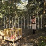 01-09-2004 Margreet Spijker at Hilversum , by order of Pulse Magazine. 

[keywords]Full Length, Garden, Baby box, TV Presentator[/keywords]